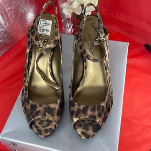 Worthington NIB Size 8.5